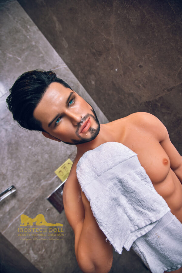 Ralf - Irontech TPE Male Doll con viso in Silicone - 162cm - REALISTICO - immagine 24