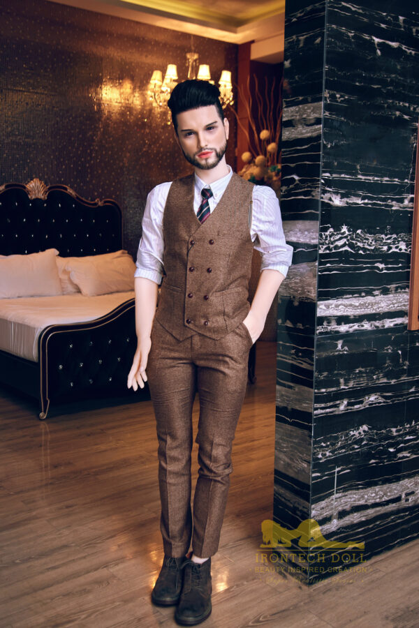 Kevin - Irontech TPE Male Doll con viso in Silicone - 162cm - REALISTICO - immagine 11